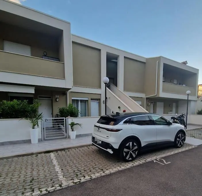 Luigi'S Apartament Firenze Careggi Rifredi E Posto Auto إيطاليا