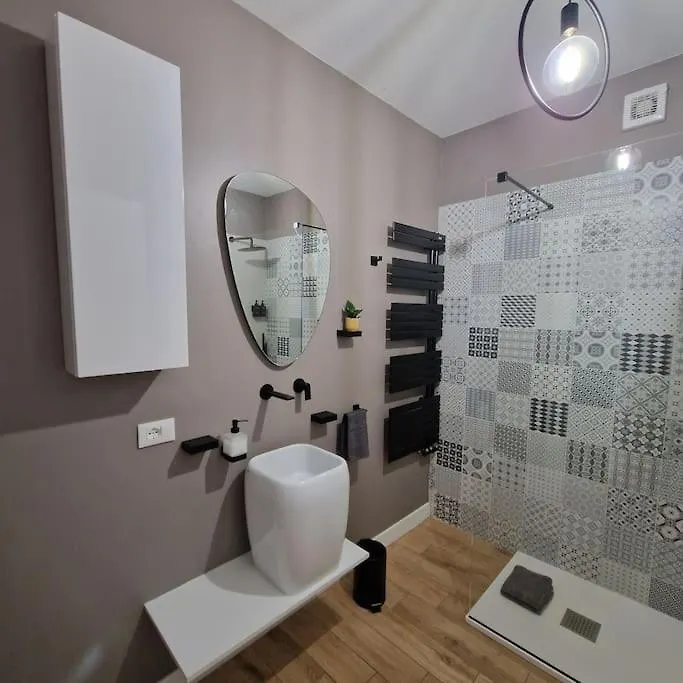Luigi'S Apartament Firenze Careggi Rifredi E Posto Auto شقة